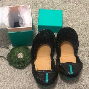 Brand new with original box Tieks flat!